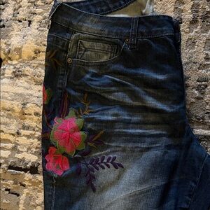 Floral Embroidered Women Jeans
